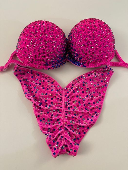 Costum fitness bikini-wellness