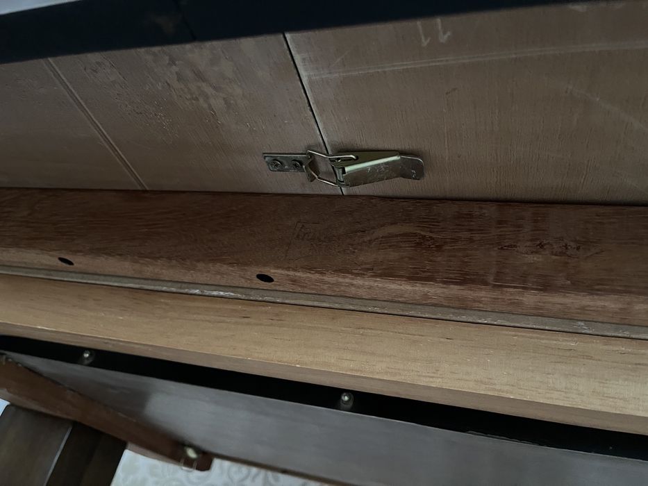 Стол Малайзия раздвижной 2.8