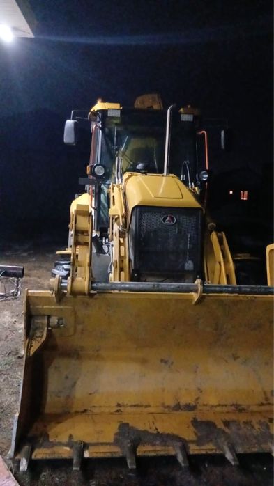 Услуги эксковатора 3в1