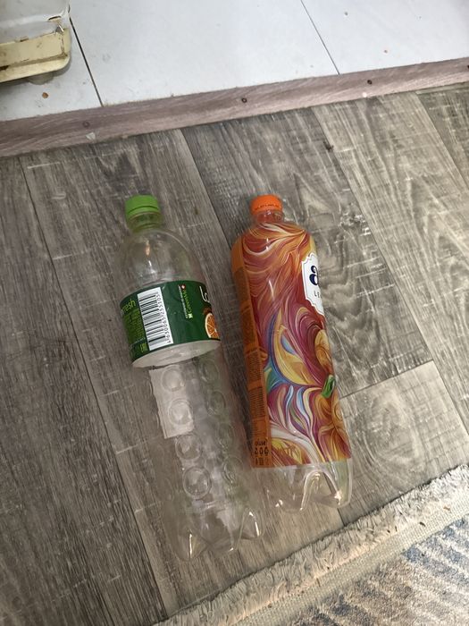 Продается баклашки 1л