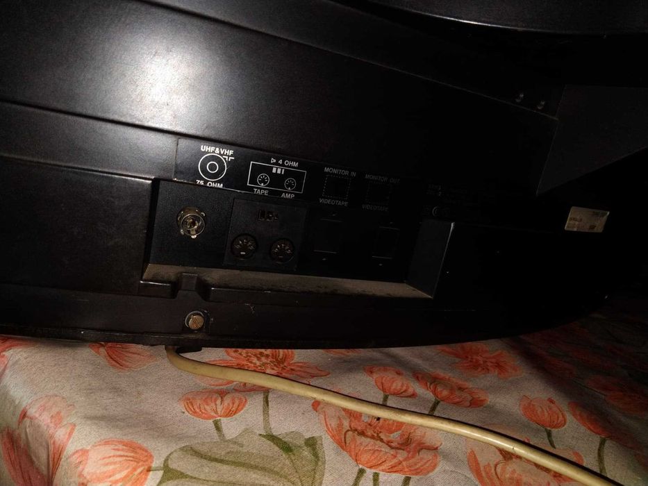 Телевизор Bang Olifsen-като нов.