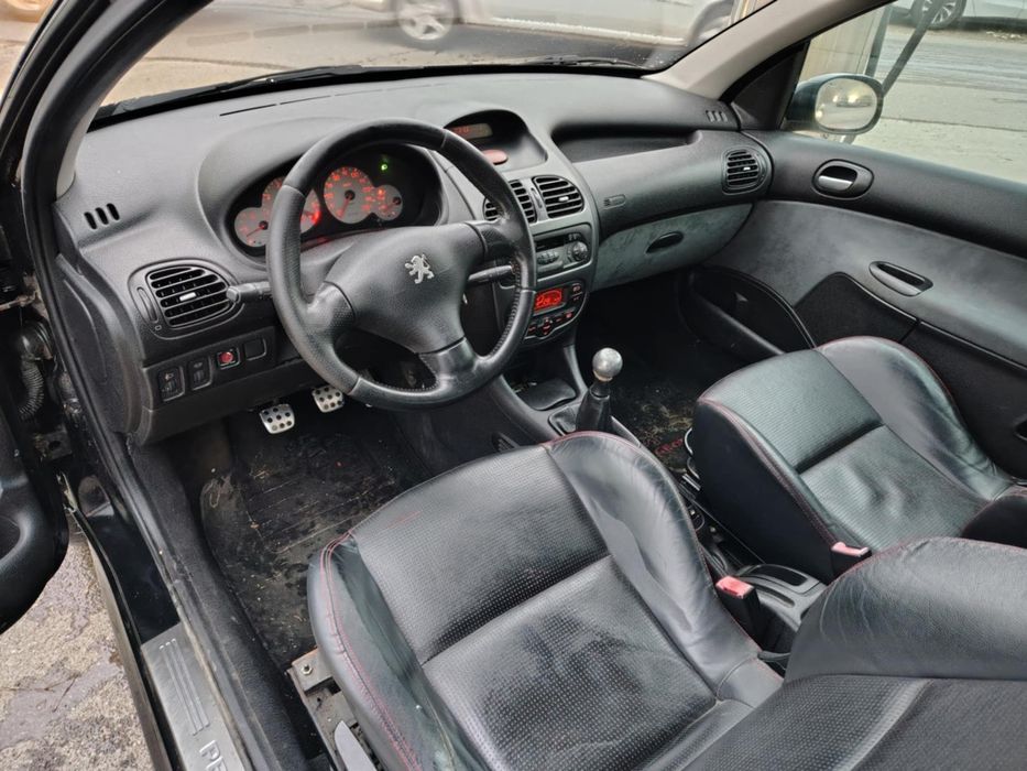 Peugeot 206 GTI (2.0benzina 136cp)