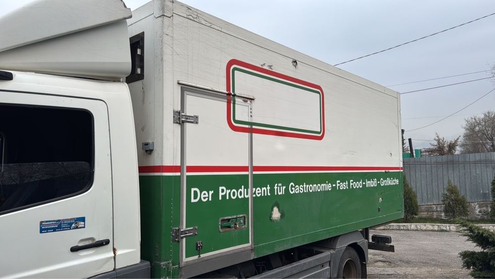 Продам будку рефрежератор дл5.20шр2.40вы2.30