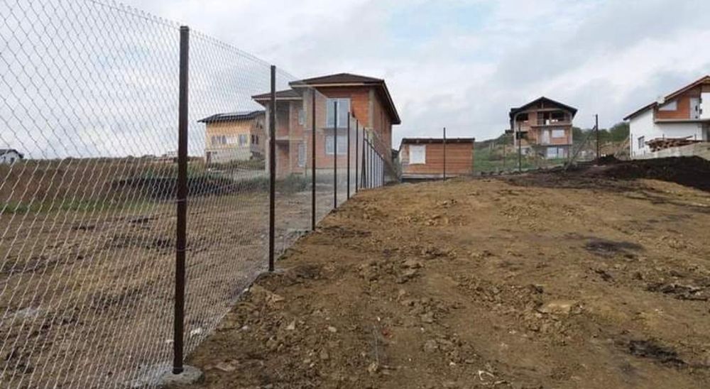 Gard din plasa verde