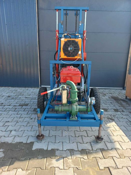 Masina de foraj Diesel 28cp NOUA 100m prajina 5 sape sol / piatra