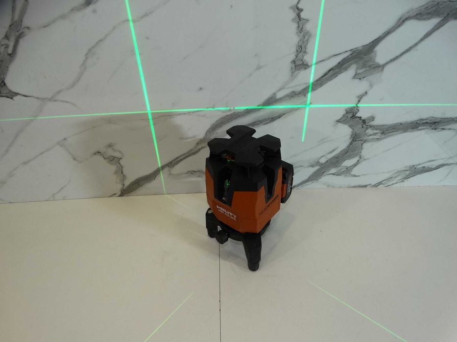 Hilti PM 40 MG - Мултилинеен лазер с зелен лъч