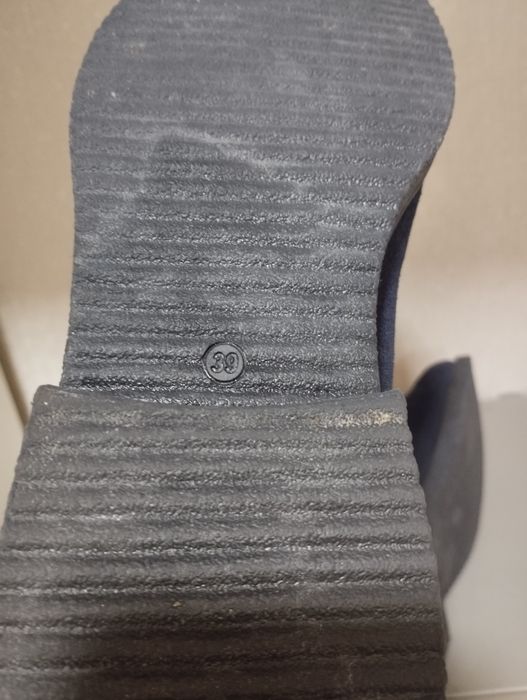 БотинкиZARA замшевые 39р.