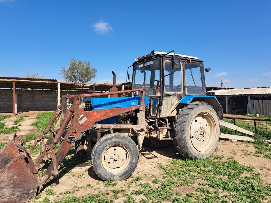 Трактор мтз80,3тележка