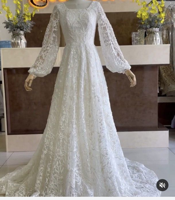 Свадебное платье