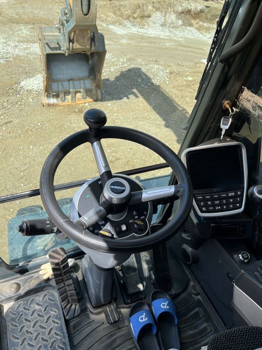 Ekskavator Hundai 145 sotiladi