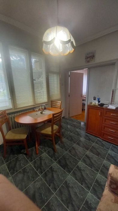 Дава се под наем Тристаен апартамент в Пловдив, Каменица 1 - 100 кв.м за 488.58 € - Снимка #1