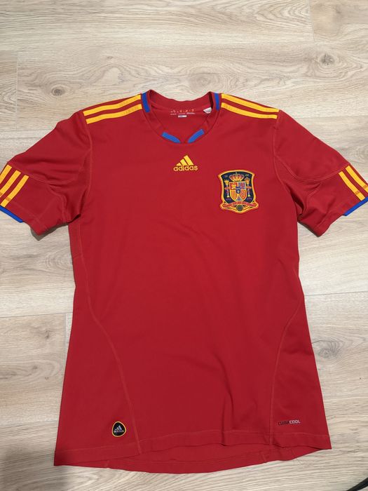 Tricou de fotbal Adidas Spania 2010 campionatul mondial ORIGINAL marime M ca nou
