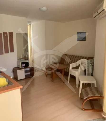 Двустаен апартамент в Слънчев Бряг 71255