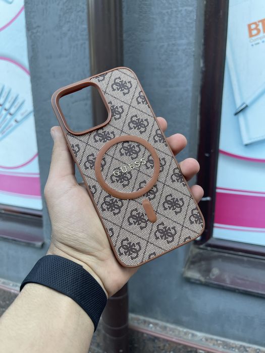 iPhone 16 pro max chexolla