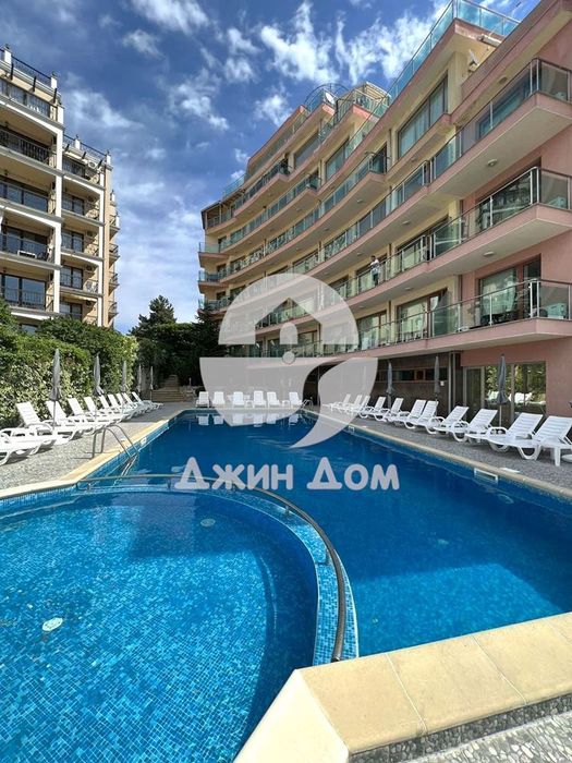 Продава се Двустаен апартамент в к.к. Слънчев бряг - 71 кв.м за 1620 €/кв.м - Снимка #11