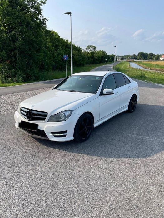 Mercedes-Benz C Mercedes C250 AMG Facelift 204cp / DISTRIBUȚIE SCHIMBATĂ / ÎNTREȚINUT