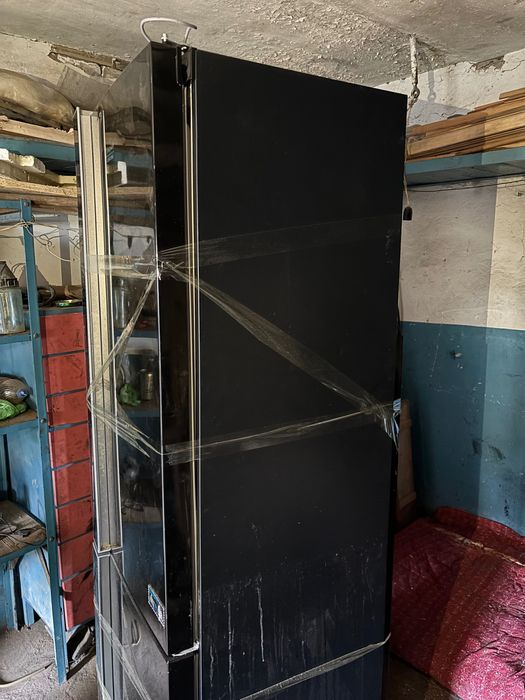 Продам б/ у холодильник Hotpoint Ariston