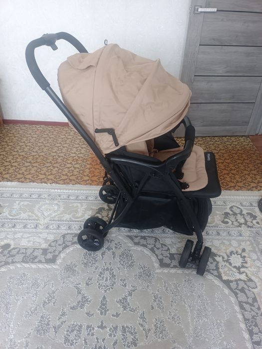 Продам коляску прогулочную