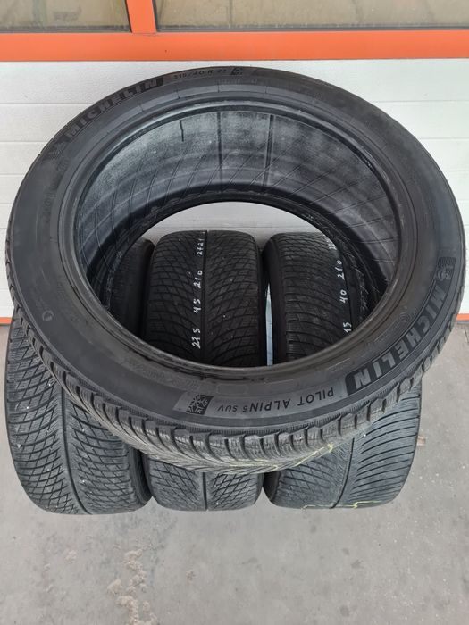 Зимни гуми Спорт П. MICHELIN PilotAlpin5 315 40 R21 275 45 R21 дот2721