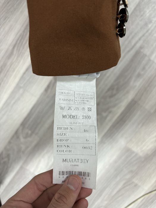 Продаеться костьюм MURATBEY