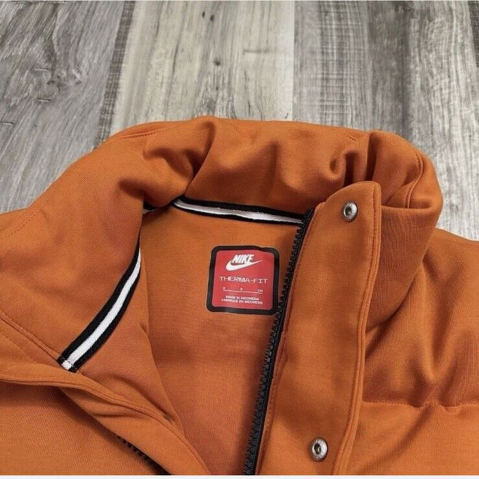 Nike Puffer Jacket - M Размер Оригинал