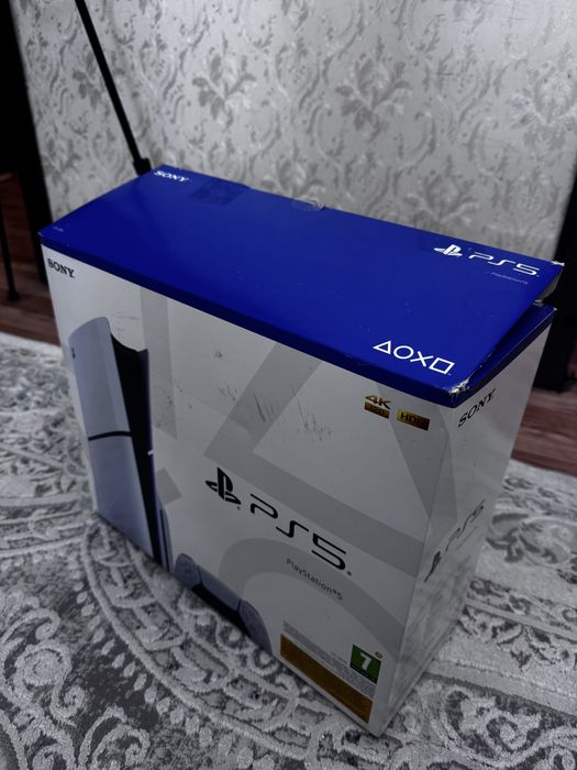 PS5 Slim Disc Edition 1TB
