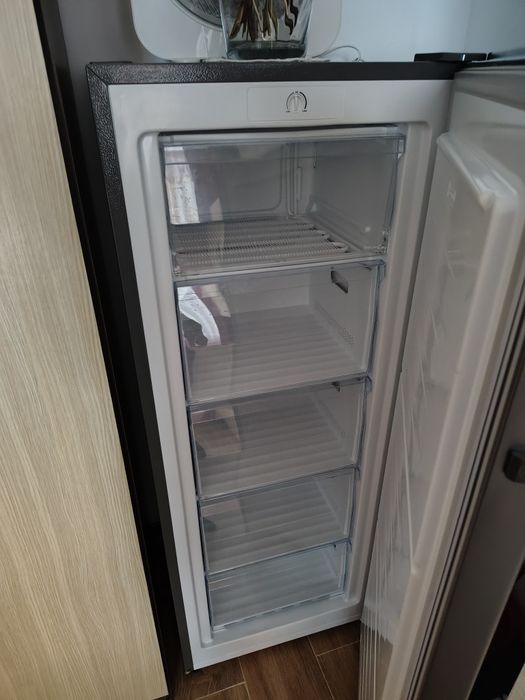 Vand congelator  Heinner