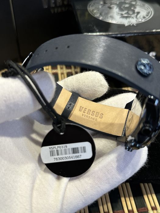 Мъжки часовник VERSUS VSPLP0319