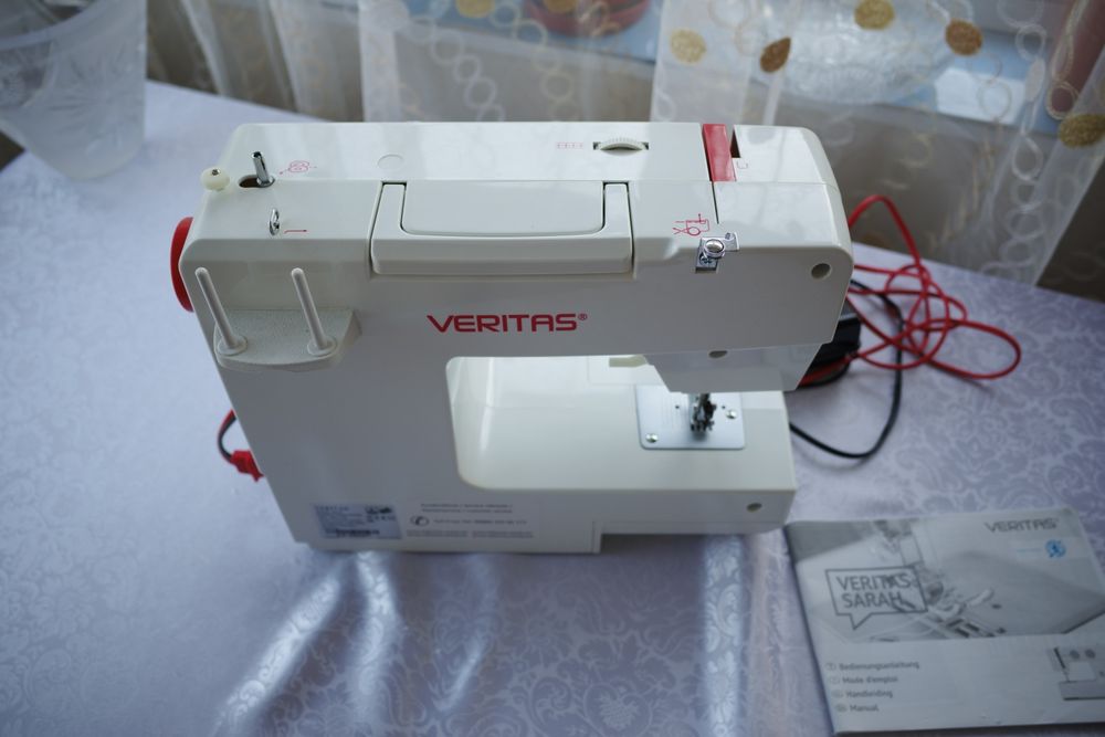 Masina de cusut VERITAS Sarah 70W