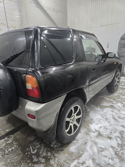 Продам тойота раф 4