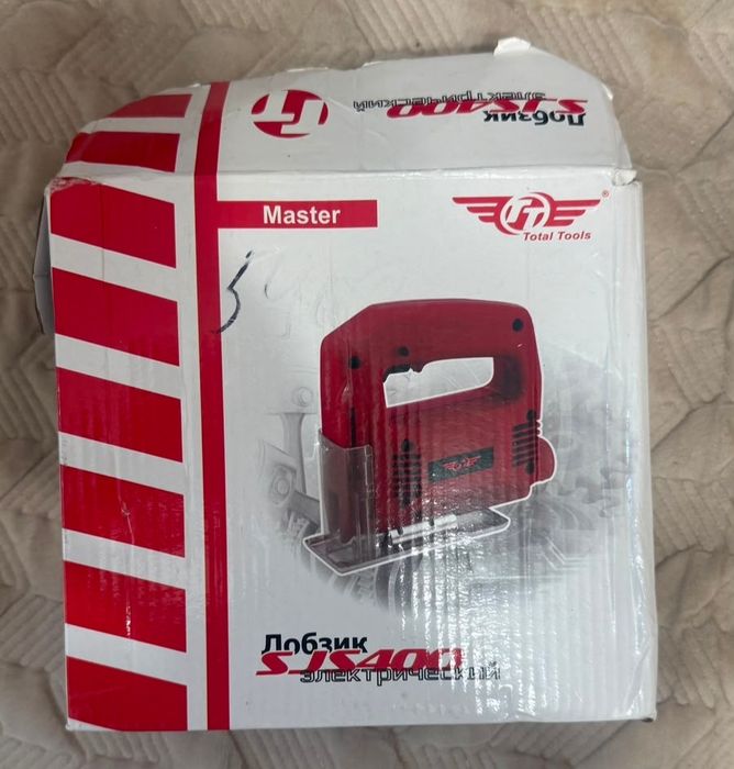 Электрический лобзик Total Tools SJS400 (Master