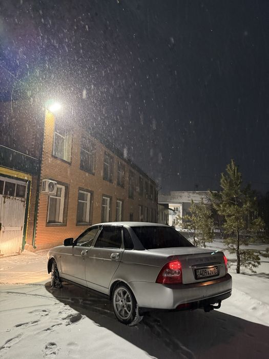 Продам приору 13 г