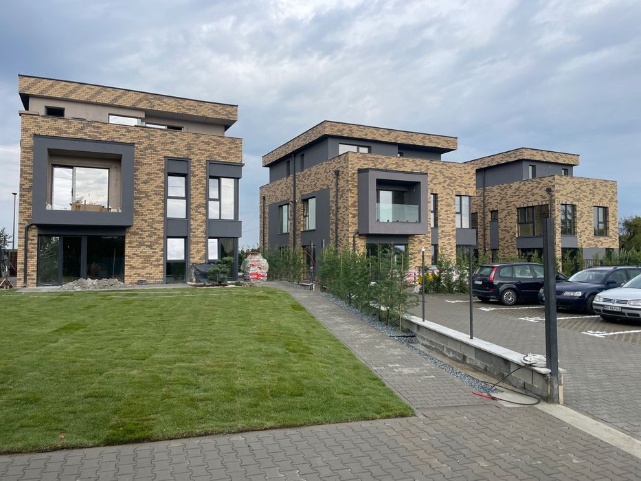 Duplex Făget Cluj cu CF, curte si loc de parcare
