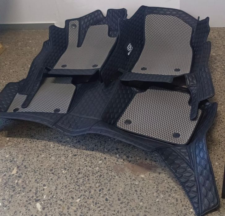 Geely monjaro 10d полики салон
