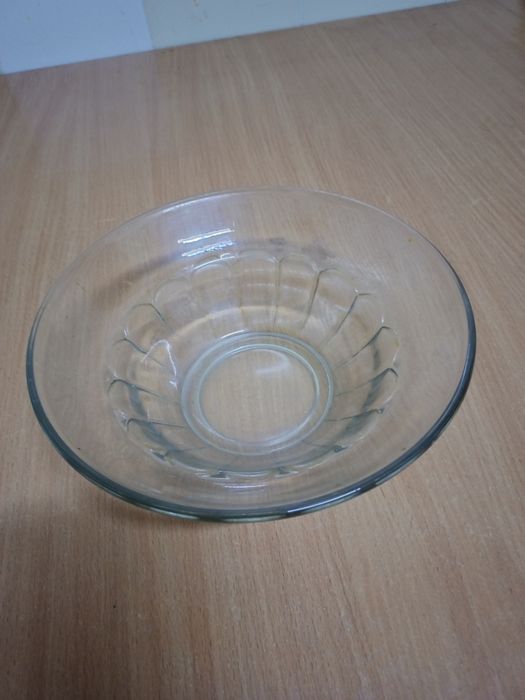 Продаются рюмки, тарелки