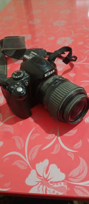 Nikon D 3000 foto kamera
