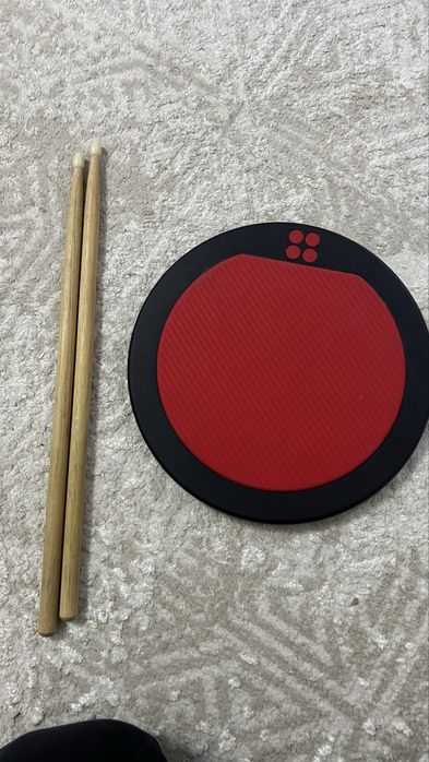 Барабанные палочки и пэт