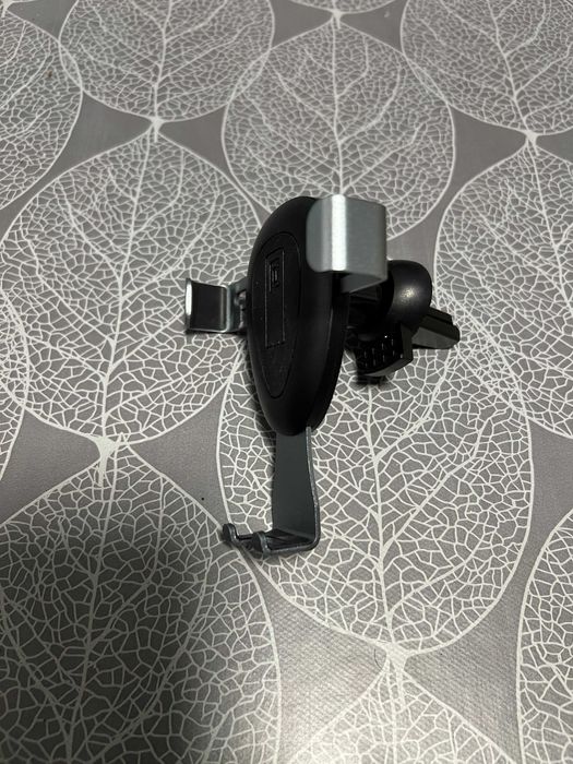 Стойки за телефон за автомобил