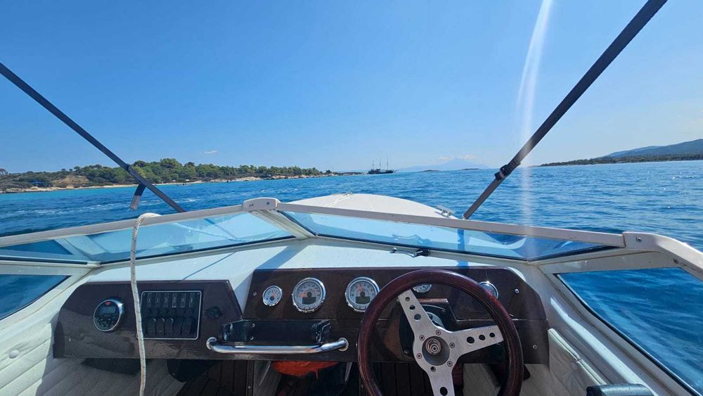 Ambarcatiune Fletcher Bravo GTO 160