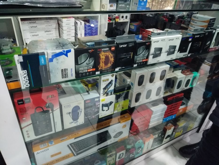 Витрина для магазина 2 шт