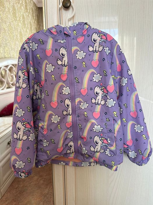 Куртка на девочку