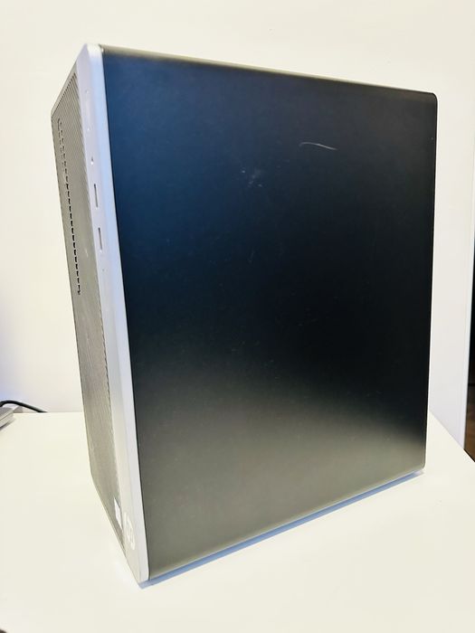 Unitate HP ProDesk 400 G4 I7-7700 8GB DDR4 256 SSD Win 10 Pro OEM