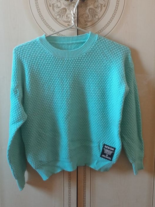 Кофты: спортивная, кардиганы и т.д.