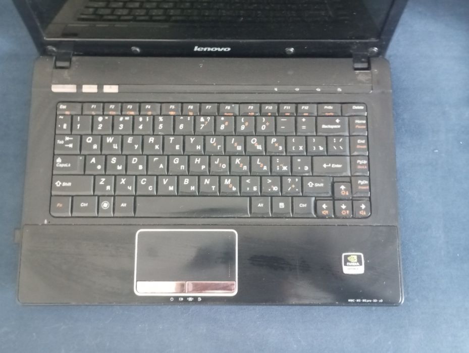 Ноутбук lenovo 20041