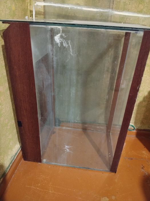 Продам аквариум на 30 литров!