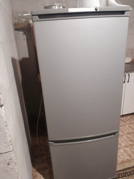 Холодилник сатылады 20000 га