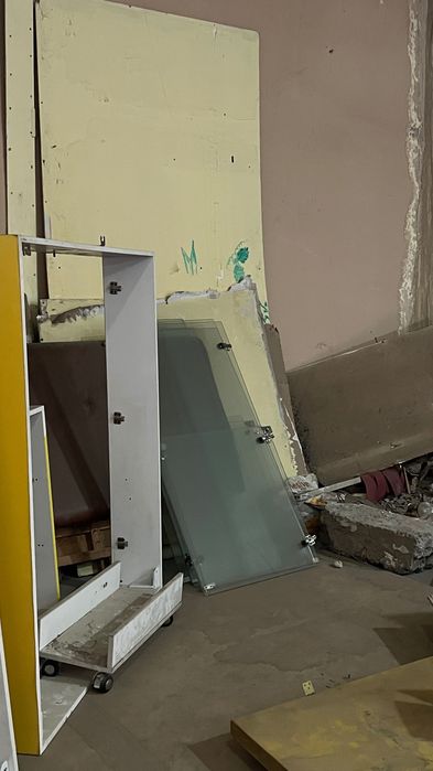 Eski oynalar sotiladi srochno