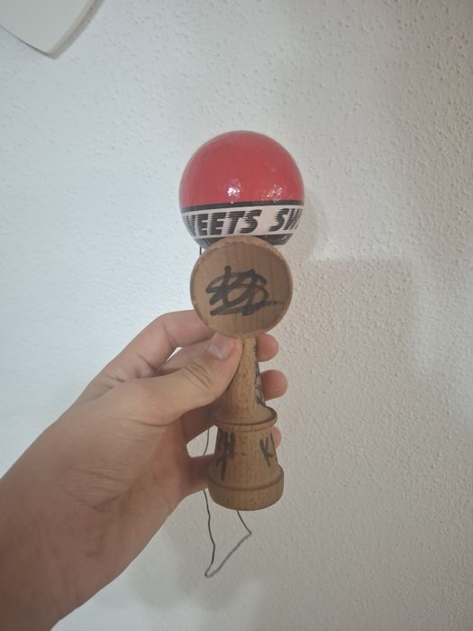 Vând sweets starter semnat în condiții bune