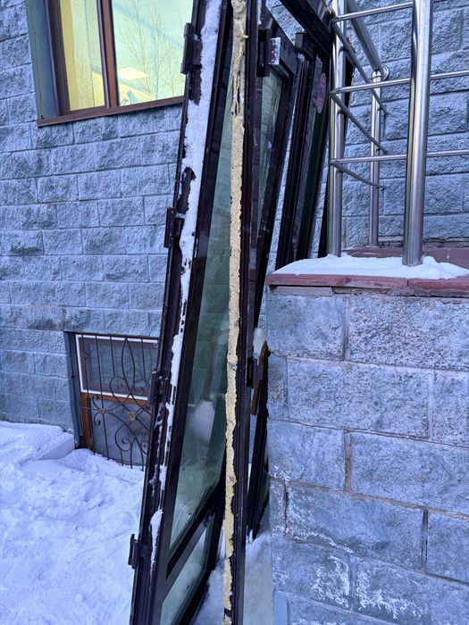 Двери металопластик.