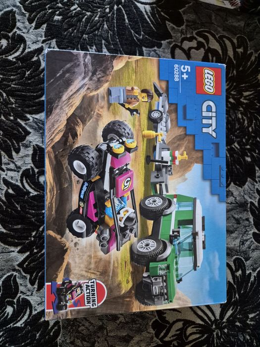 Конструктор Lego city Транспортното за състезателни богата 60288